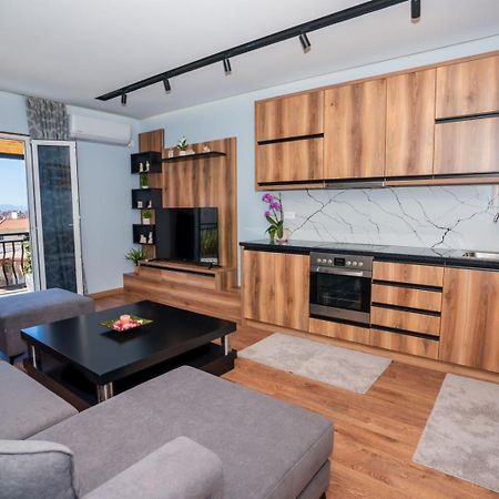 Roel Apartments Sarandë 外观 照片