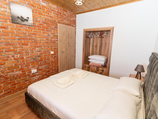Roel Apartments Sarandë 外观 照片