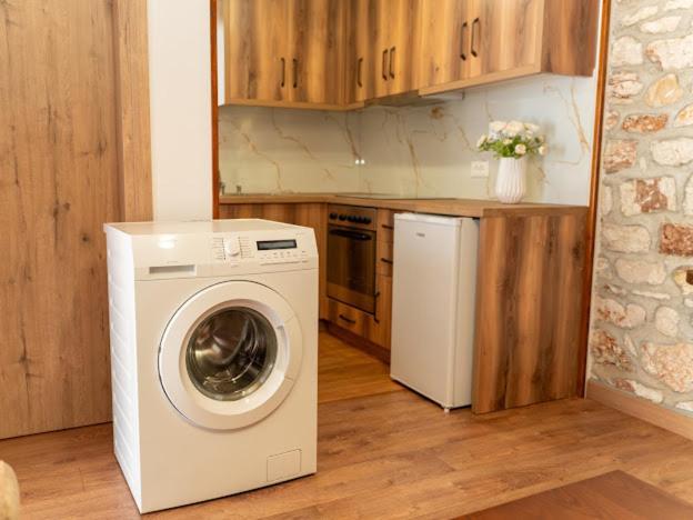 Roel Apartments Sarandë 外观 照片