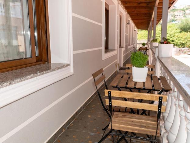 Roel Apartments Sarandë 外观 照片