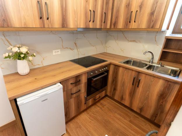 Roel Apartments Sarandë 外观 照片