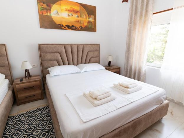 Roel Apartments Sarandë 外观 照片