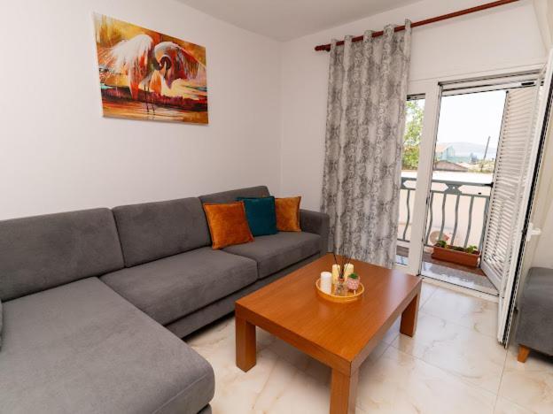Roel Apartments Sarandë 外观 照片