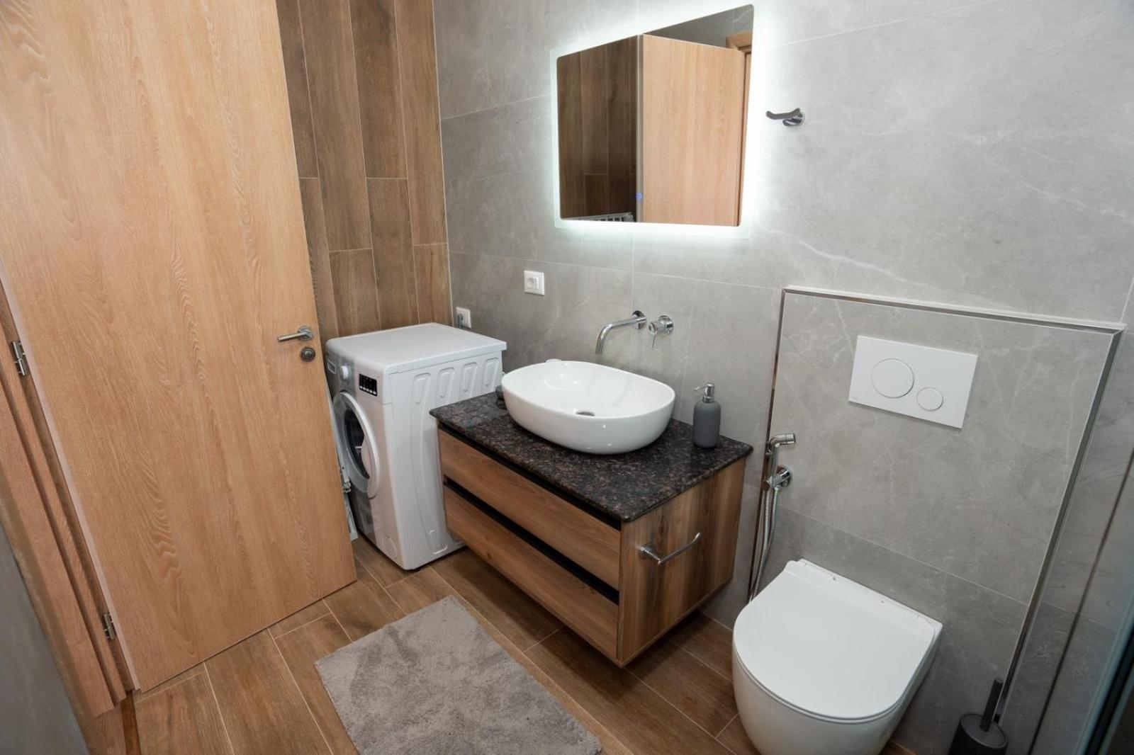 Roel Apartments Sarandë 外观 照片
