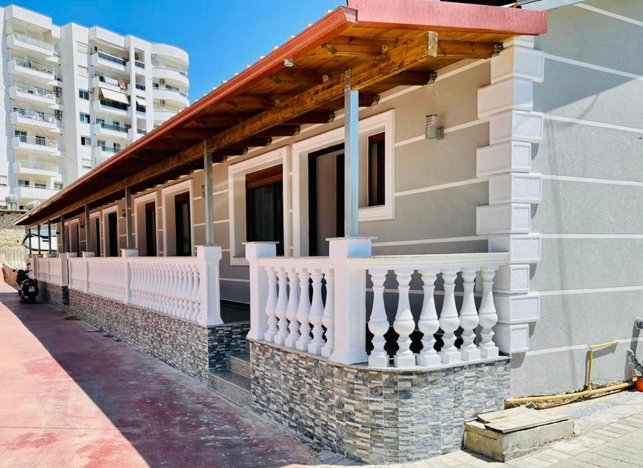 Roel Apartments Sarandë 外观 照片